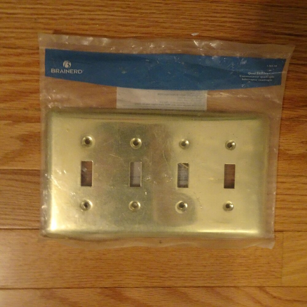 Brainerd Polished Brass Quad Toggle Switch wallplate/cover 126530